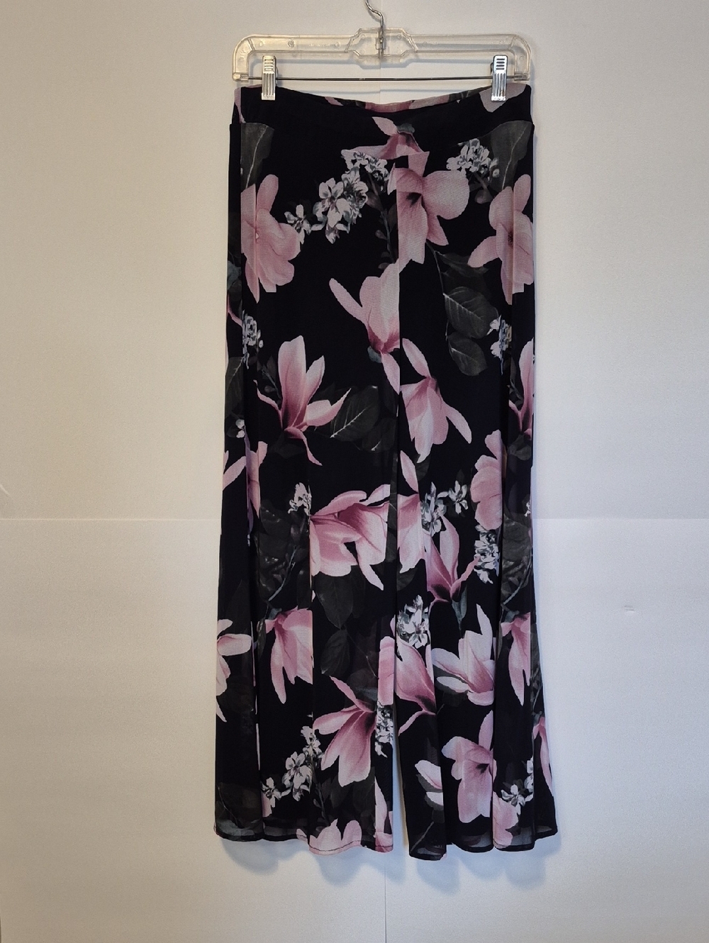 LAURA Wide Leg flowy lined pant - Med Petite - Picture 2 of 7